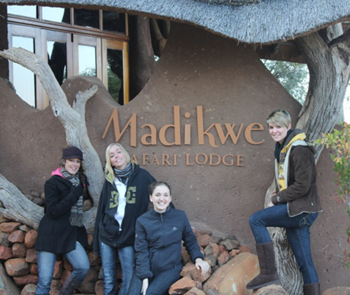 Candice, Lisa, Carlien & Ashley get ready for a game drive in Madikwe