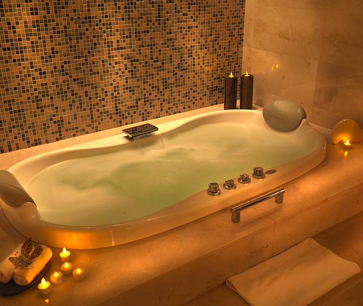 Unwind with a spa bath or treatment after your day of golf at Zimbali.