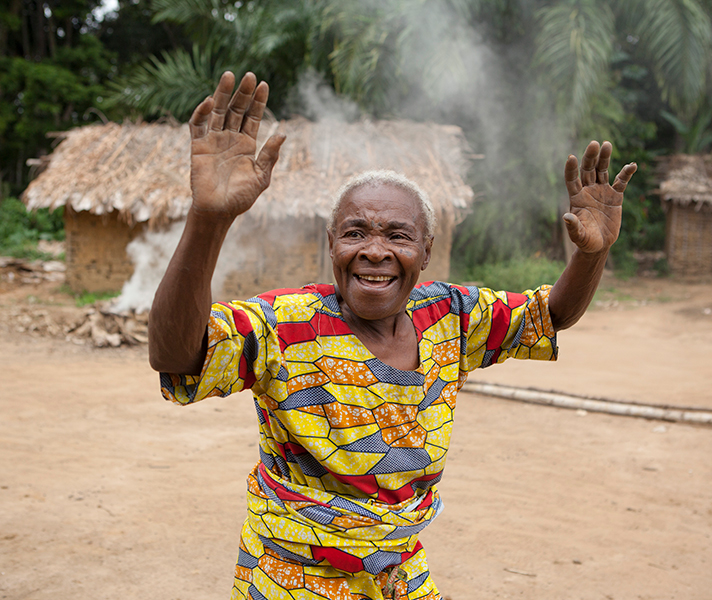 The Go2Africa team receive a warm welcome to Mbomo village.