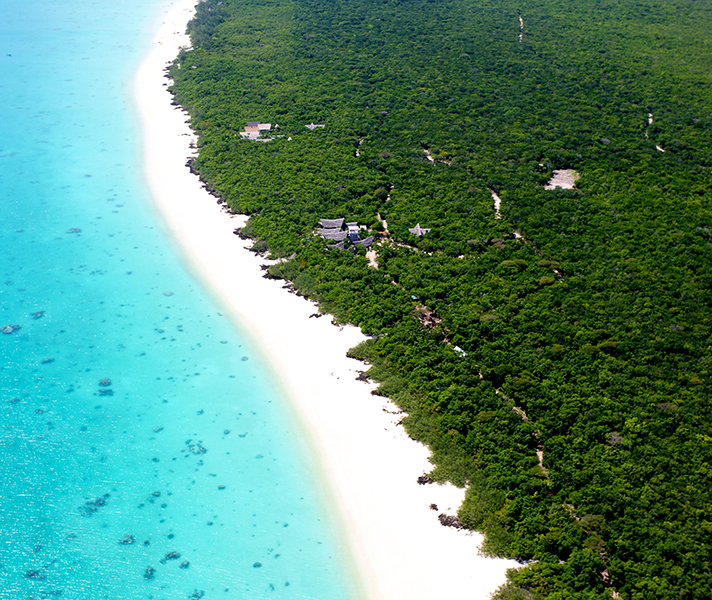 A completely private villa, Suluwilo is on Mozambique's idyllic Vamizi Island.