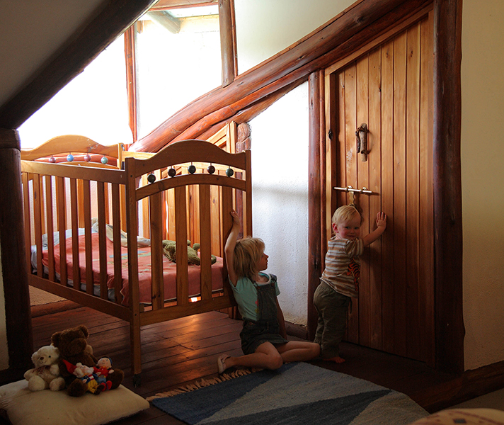 Inside Acacia Mara Bush House is a toy-filled nursery & outside there is pristine bush to explore.