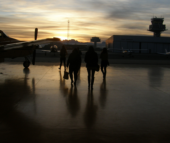 Our early morning flight took place in a very comfortable 7-seater plane.