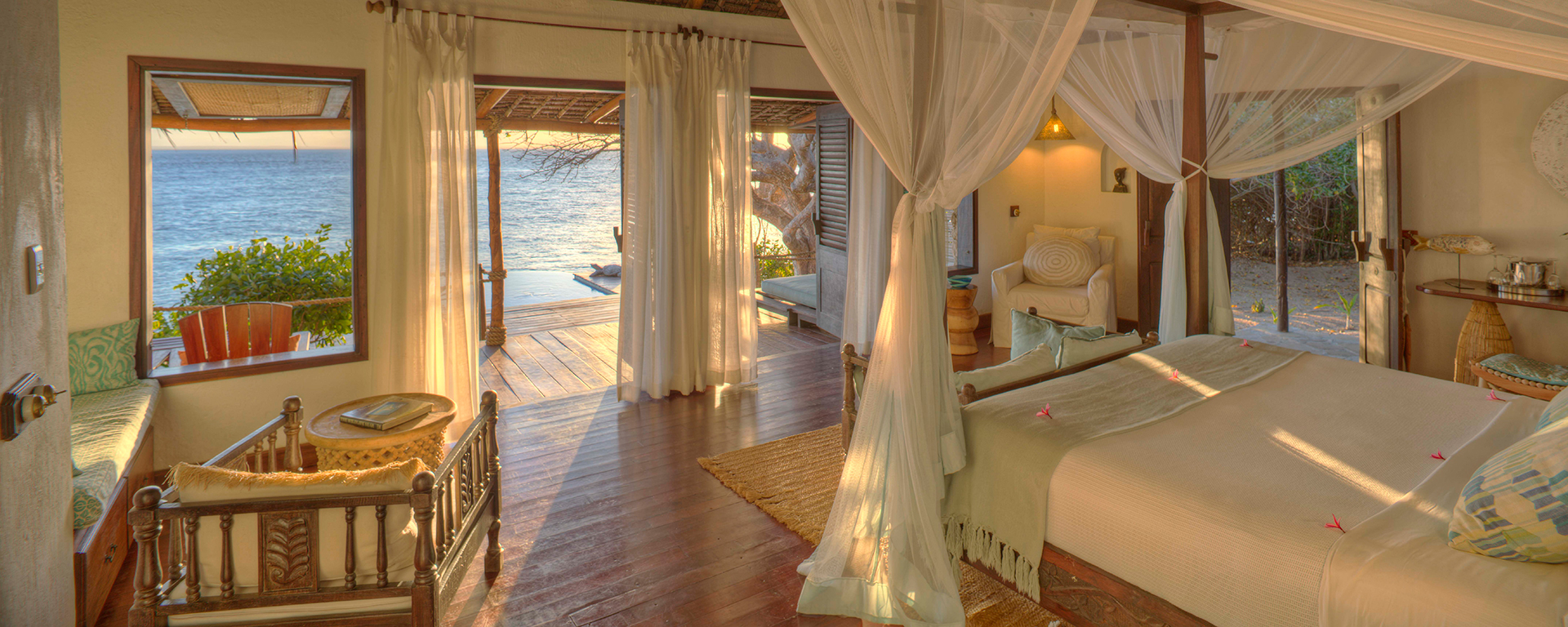 See, smell & hear the Indian Ocean from your suite at Azura @ Quilalea.
