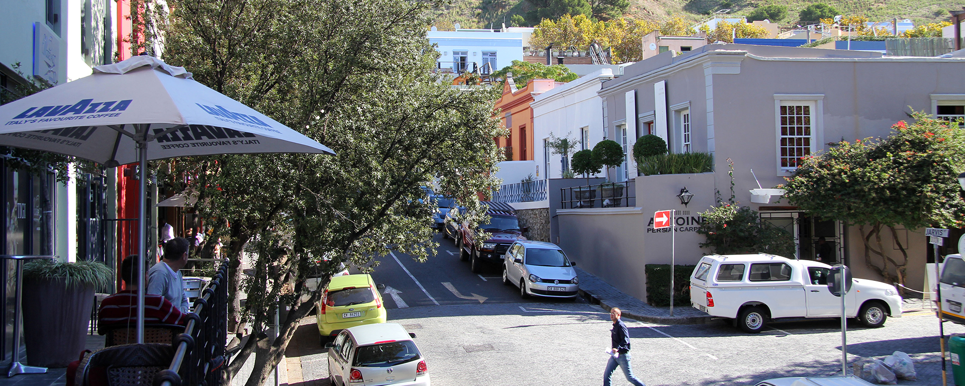 The colourful & eclectic enclave of De Waterkant is the heart of Cape Town's rainbow district, close to many top attractions in the city.