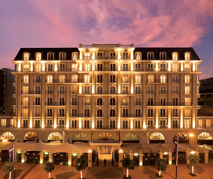 The Cape Royale Luxury Hotel and Spa is ideally located close to the V&A Waterfront & De Waterkant.