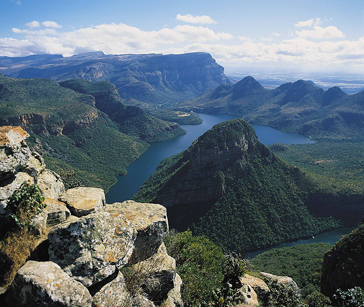 ... while the Panorama Route offers incredible natural scenery.