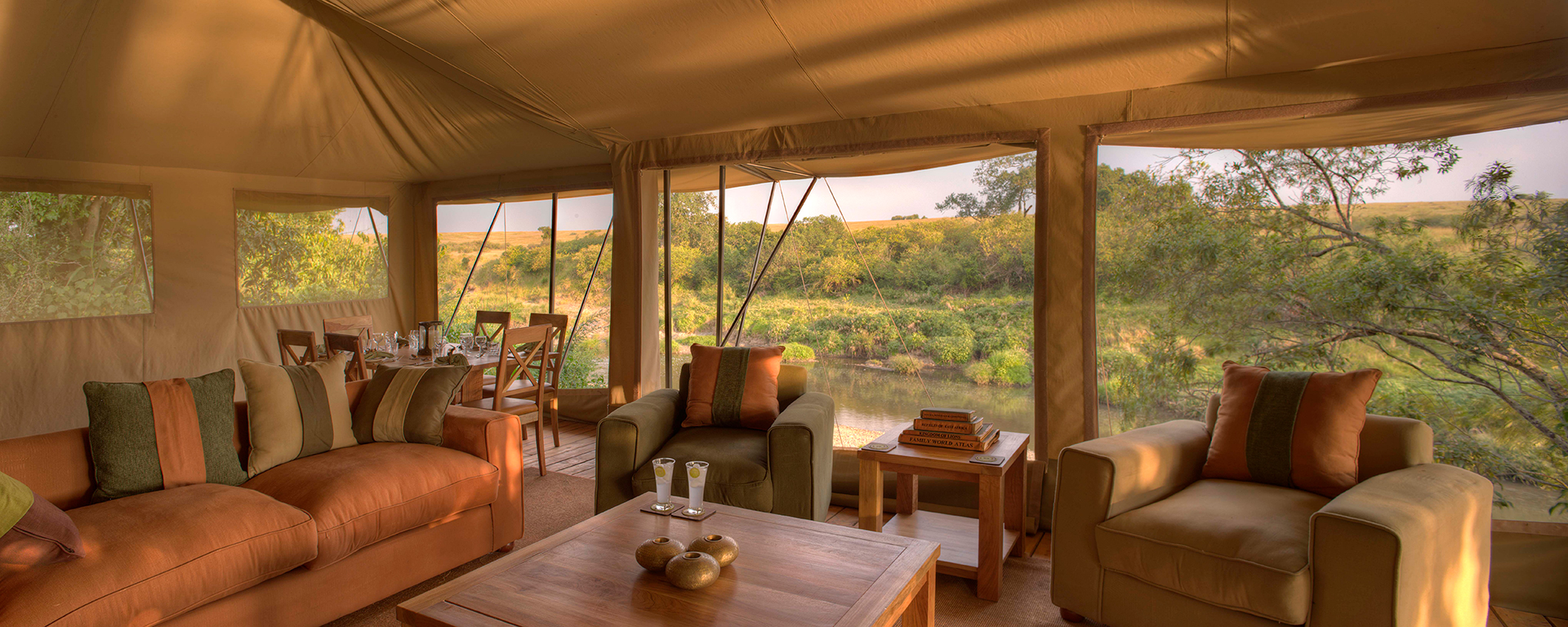 Rekero Camp is located on the Talek River in the Masai Mara National Reserve. You can sometimes see localised crossings on the river right until the ‘short rains’ in November.