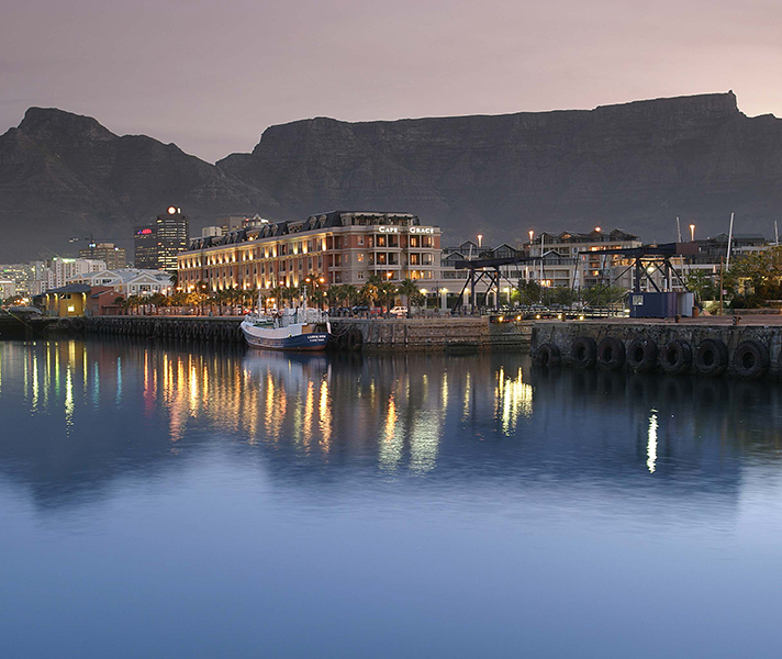 Cape Town is the ultimate summer 'wine and waves' destination! Alternate time on Clifton's spectacular beaches with premium wine tasting in Franschhoek or Constantia.