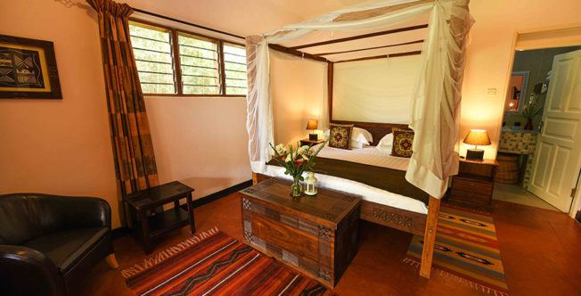 TheBomaEntebbe-UpperLevelBedroom-LuxuryRoom