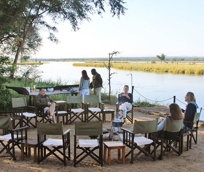 Old Mondoro has an enviable location right on the Zambezi and harks back to the simple, no-fuss camps of yesteryear.