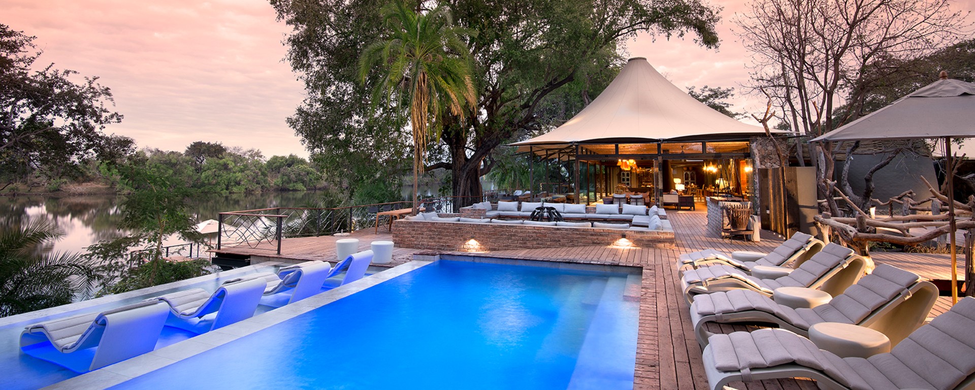 Amazing South Africa — Big Five Safari At River Lodge Lion Sands South