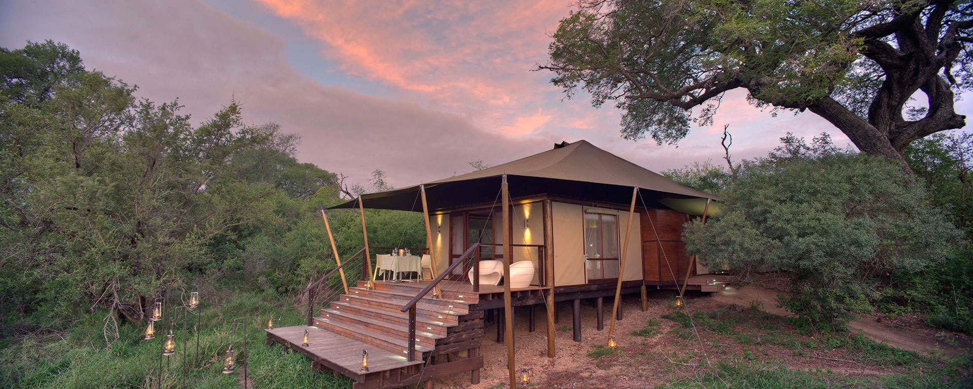 At Ngala Tented Camp, your veranda can be transformed into a private ‘restaurant’ for just the two of you.