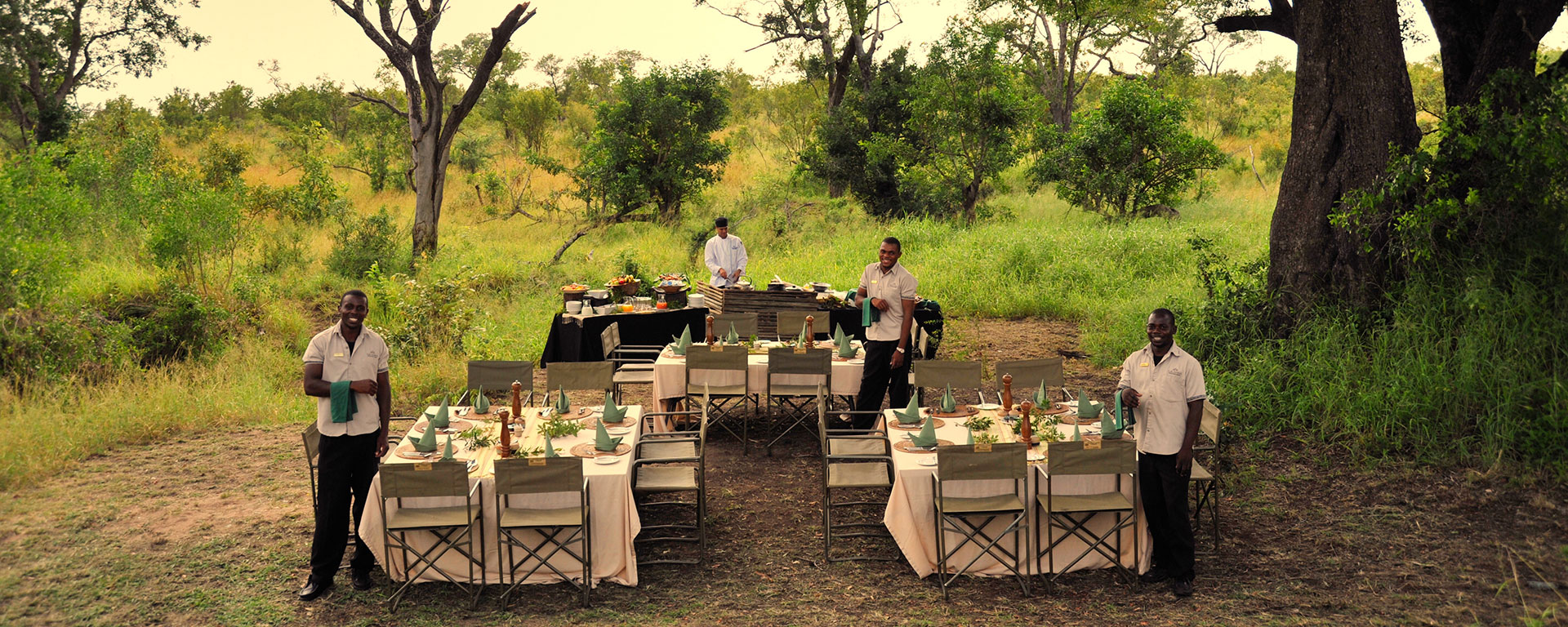 After a thrilling game drive, the staff at Savanna will be waiting to serve you in a gorgeous clearing.