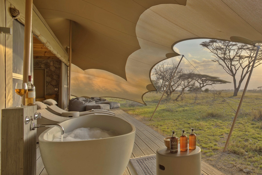 Top 5 tented migration camps in Tanzania